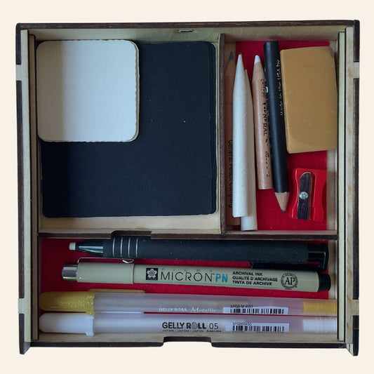 Your Tiny Traveling Tangle Desk – Portable Lap Desk with Magnetic Closure & Built-In Compass